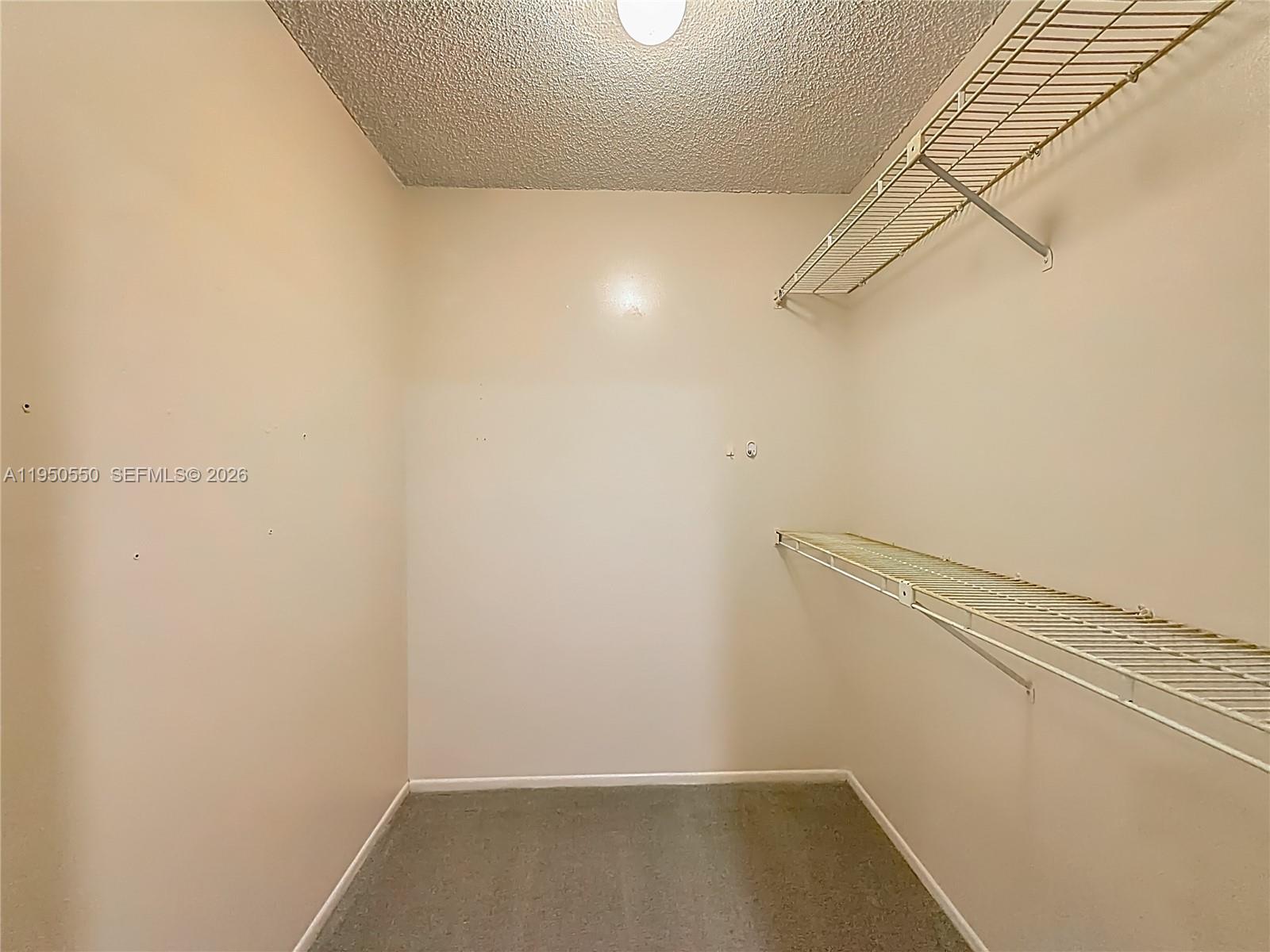 NO 124 PALM-AIRE COUNTRY - Residential