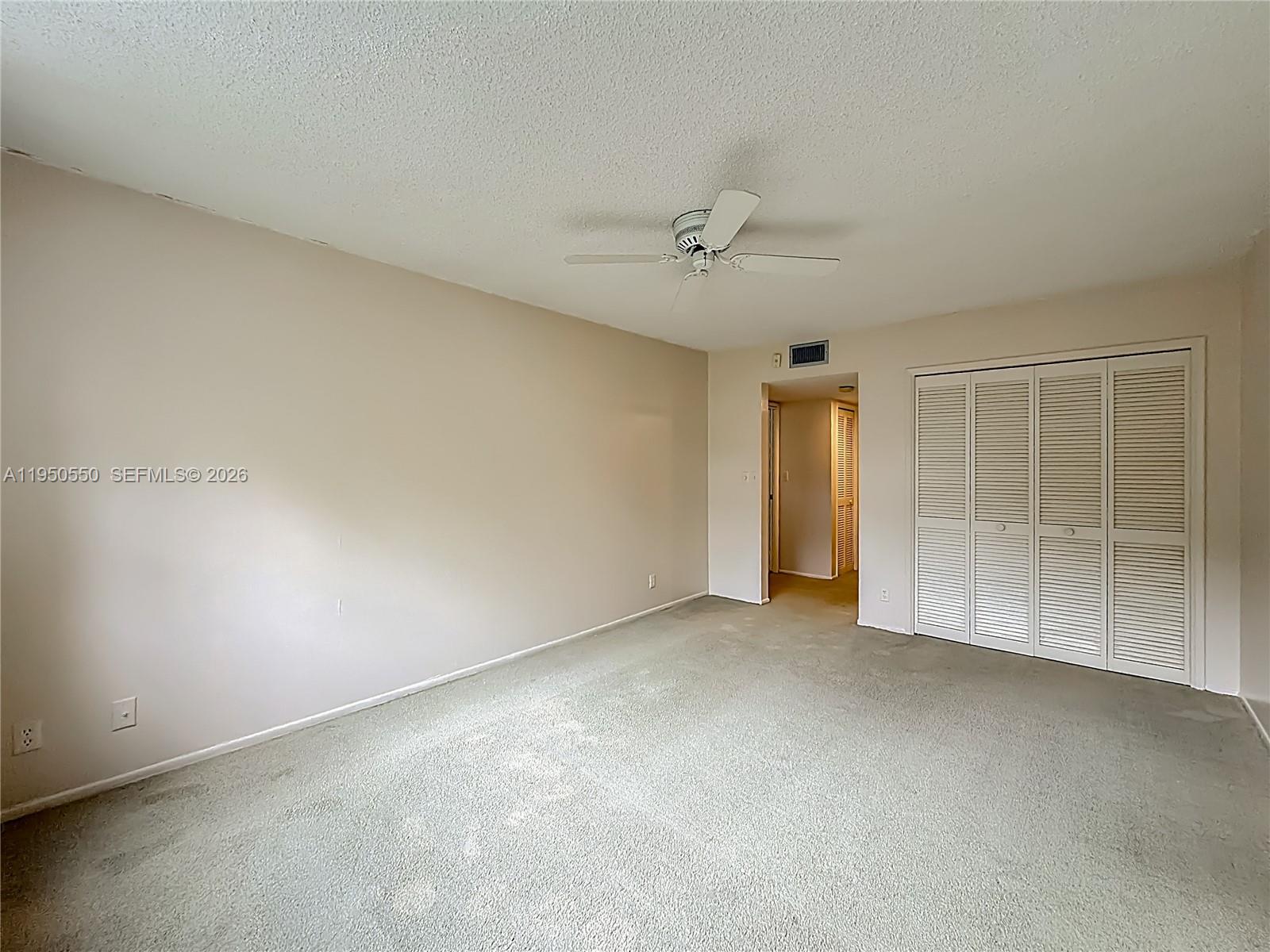 NO 124 PALM-AIRE COUNTRY - Residential