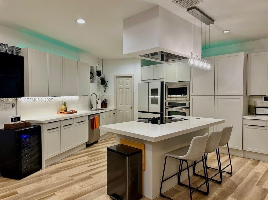 Photo of 407 SW 5th St, Fort Lauderdale, FL 33315 (MLS # A11934408)