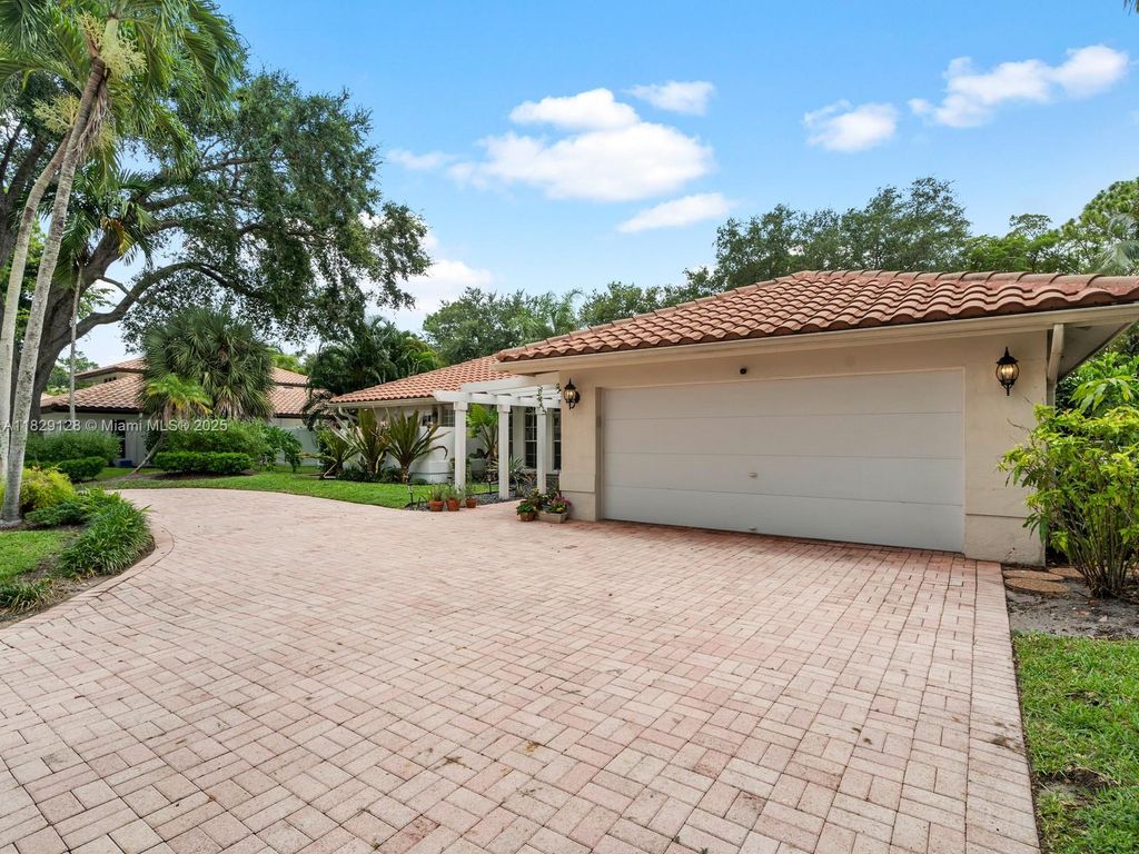 Photo of 2560 NW 27th St, Boca Raton, FL 33434 (MLS # A11829128)