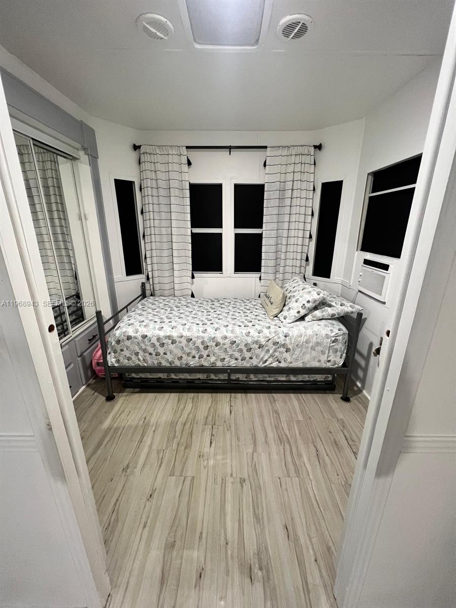 CALUSA CAMPGROUND - Residential