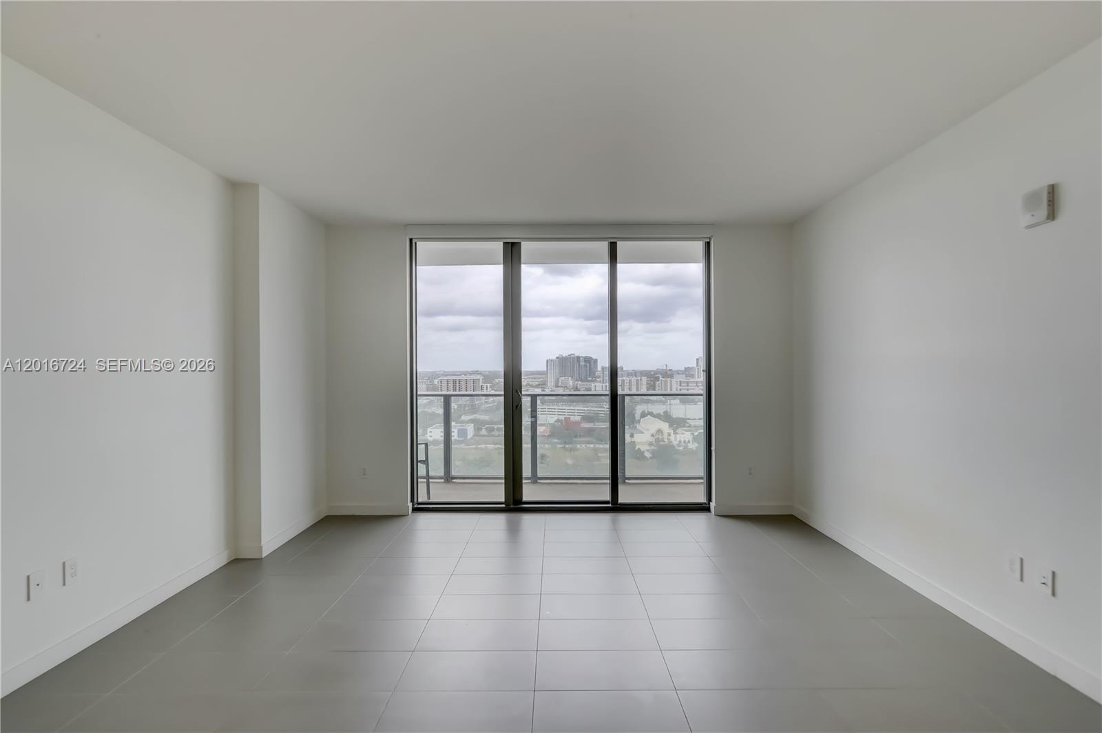 CANVAS CONDO - Residential Lease
