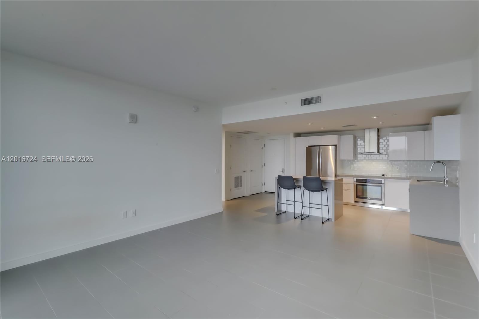 CANVAS CONDO - Residential Lease