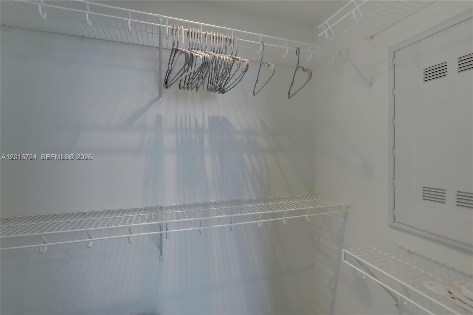 CANVAS CONDO - Residential Lease