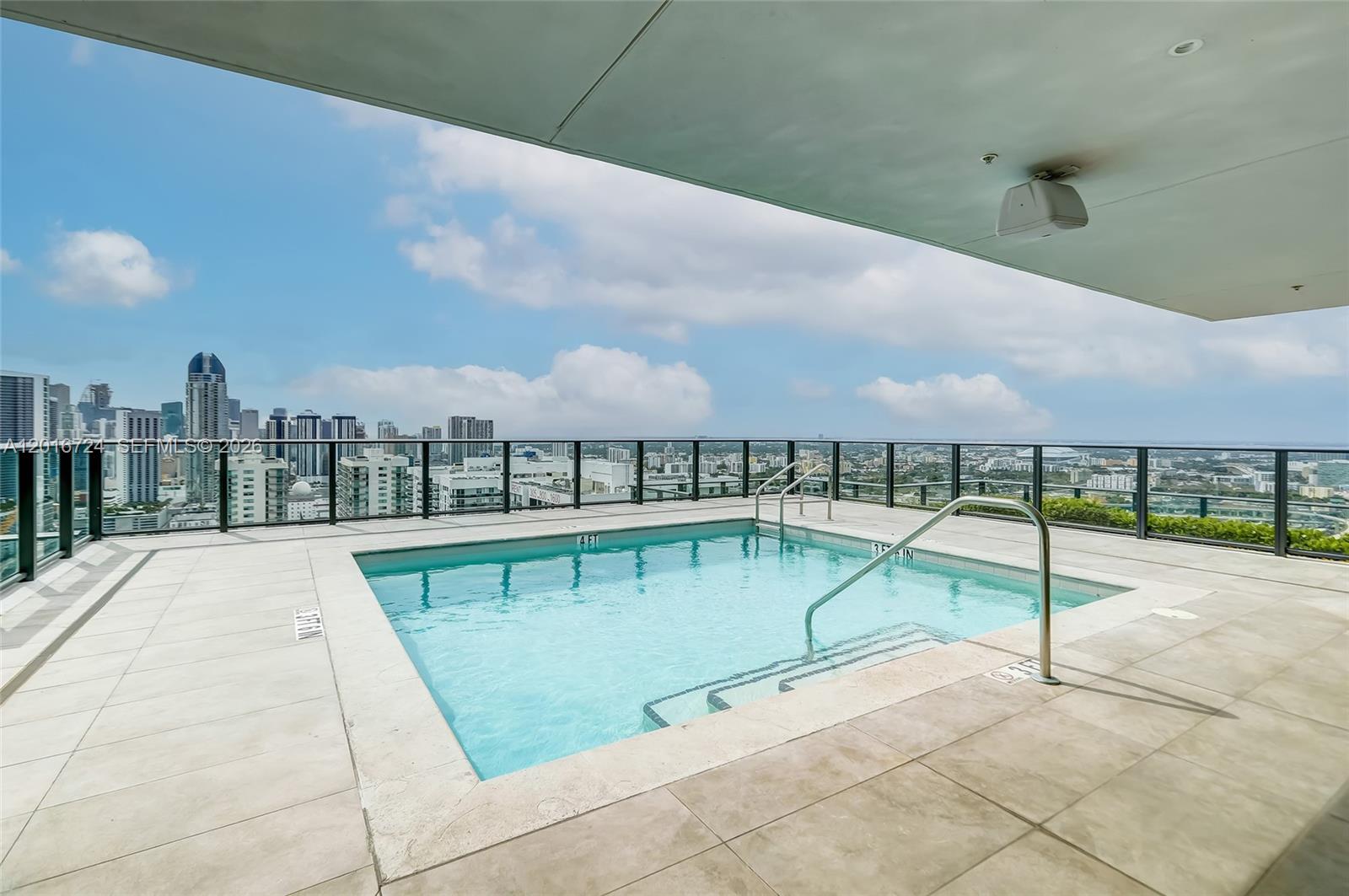 CANVAS CONDO - Residential Lease