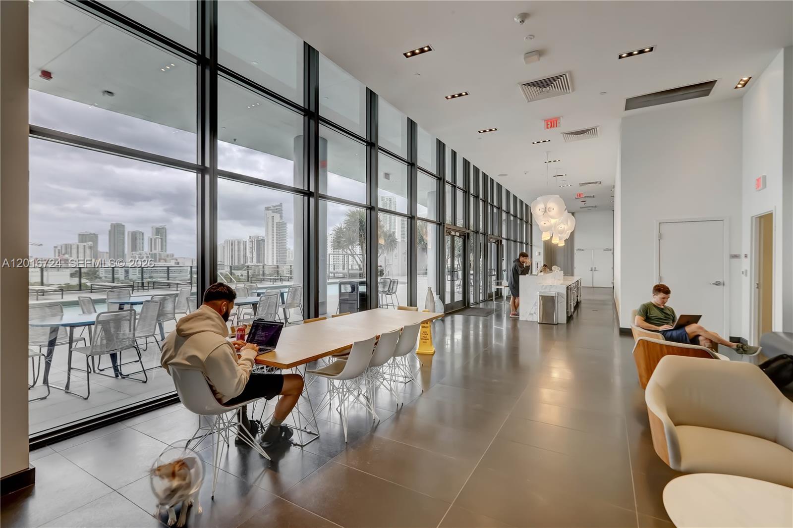 CANVAS CONDO - Residential Lease