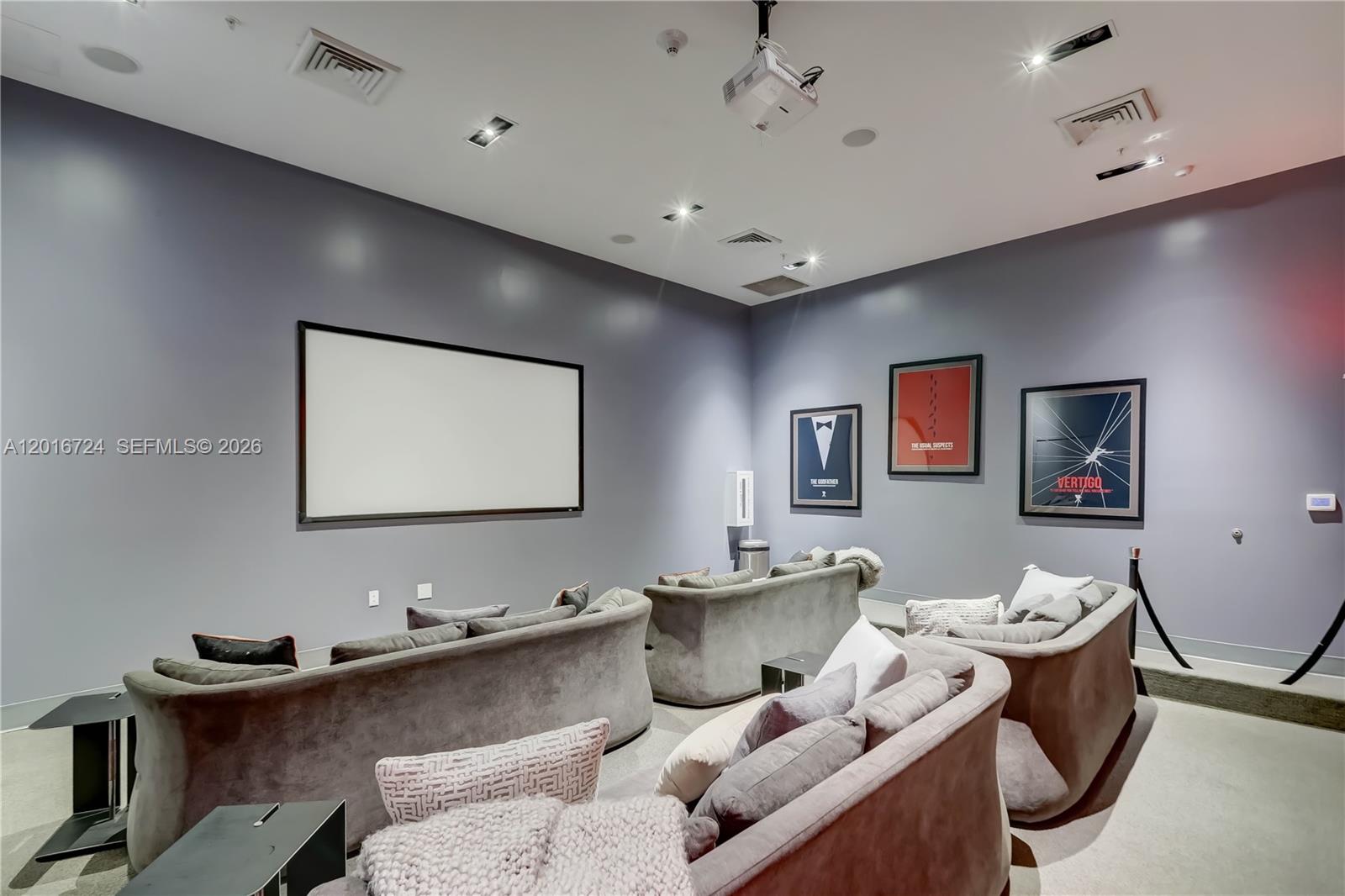 CANVAS CONDO - Residential Lease
