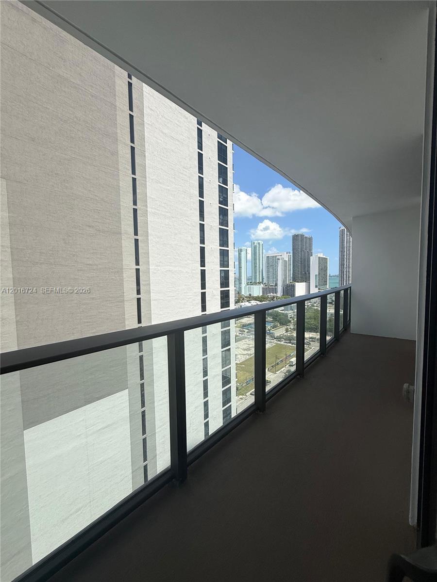 CANVAS CONDO - Residential Lease