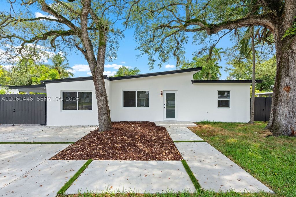 Photo of 35 Allen Rd, West Park, FL 33023 (MLS # A12060446)