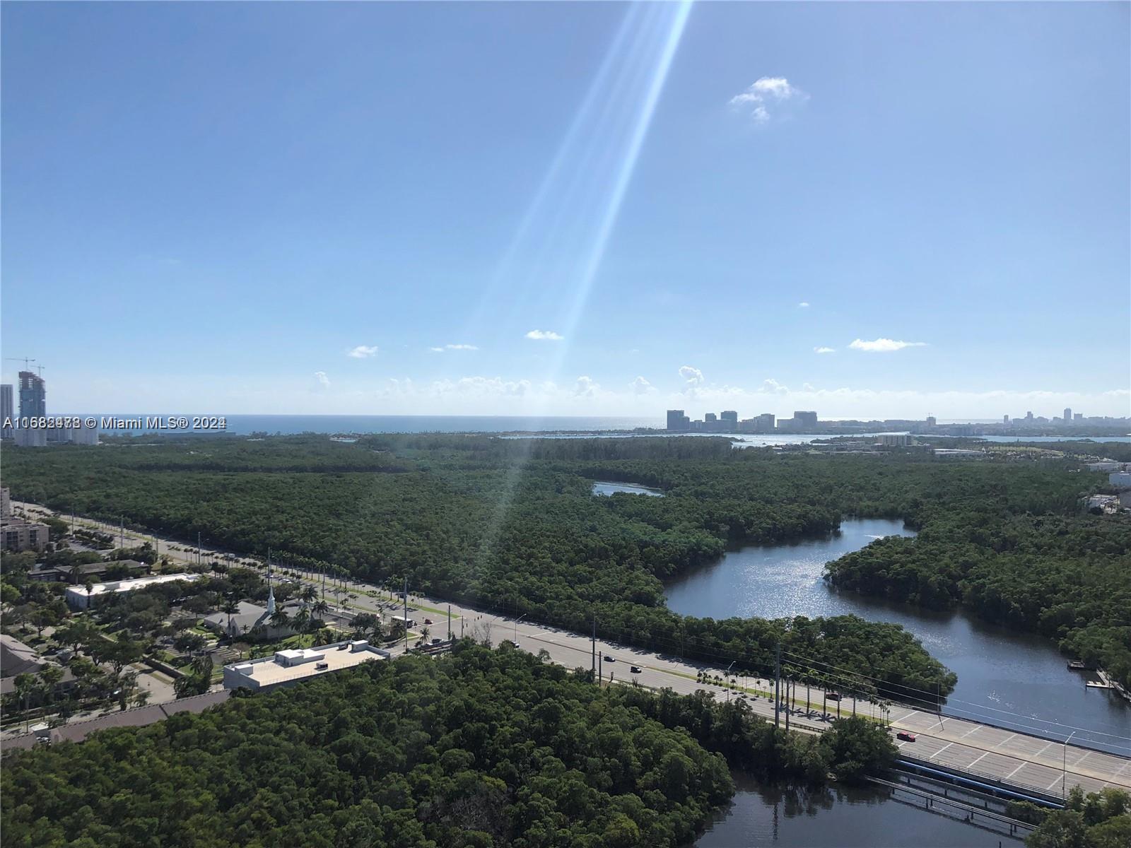 The Harbour South Condo - Residential