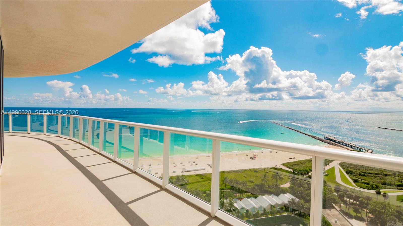 CONTINUUM ON SOUTH BEACH - Residential