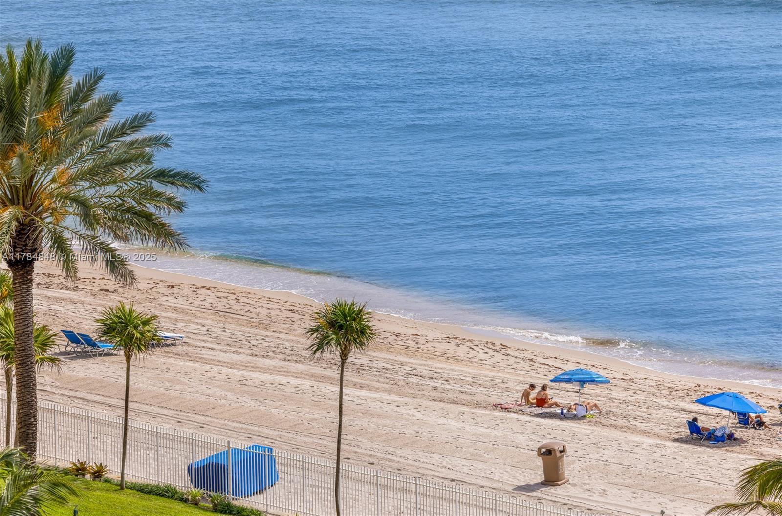 THE AVENTURA BEACH CLUB C - Residential