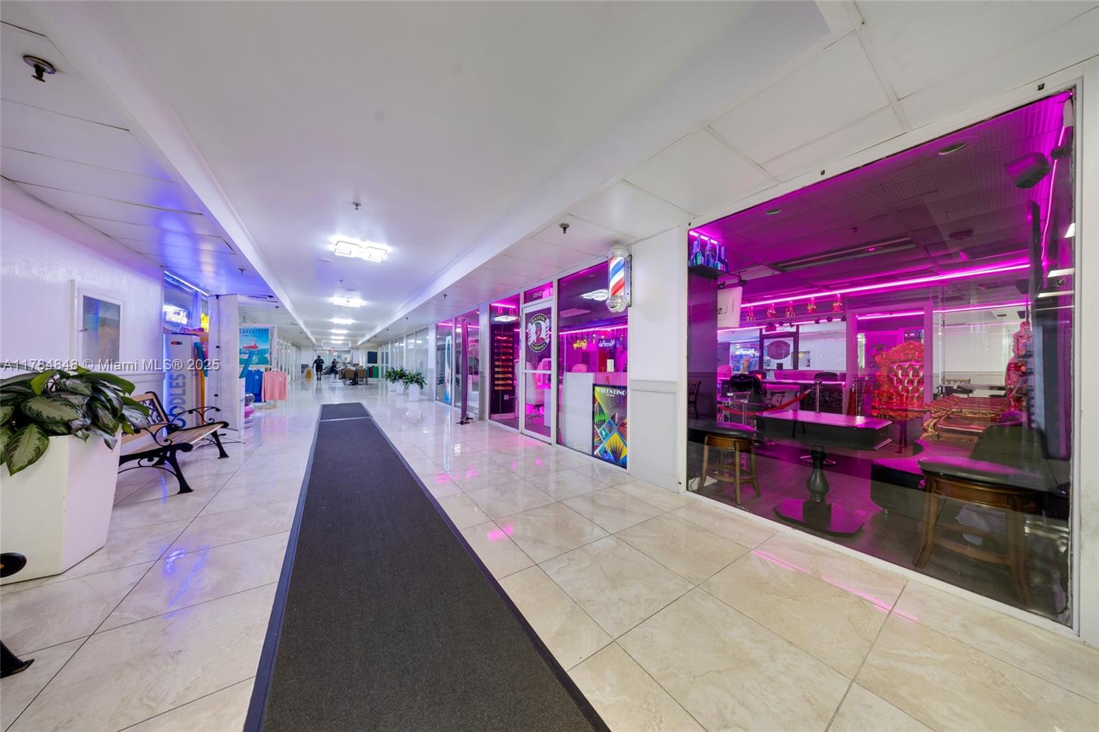 THE AVENTURA BEACH CLUB C - Residential