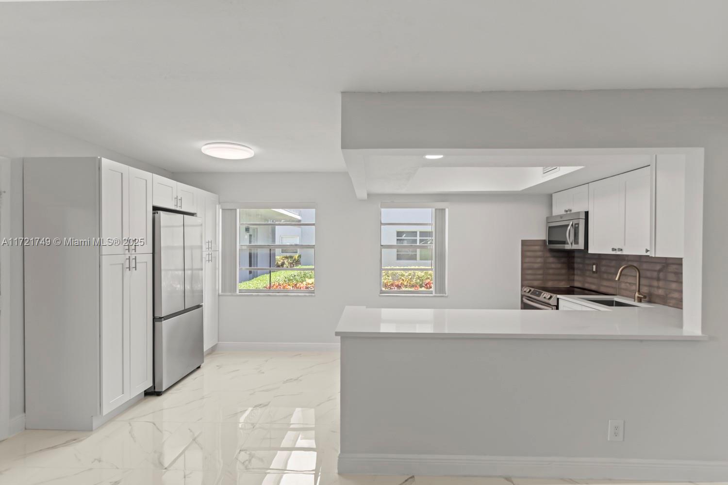 KINGS POINT FLANDERS COND - Residential Lease