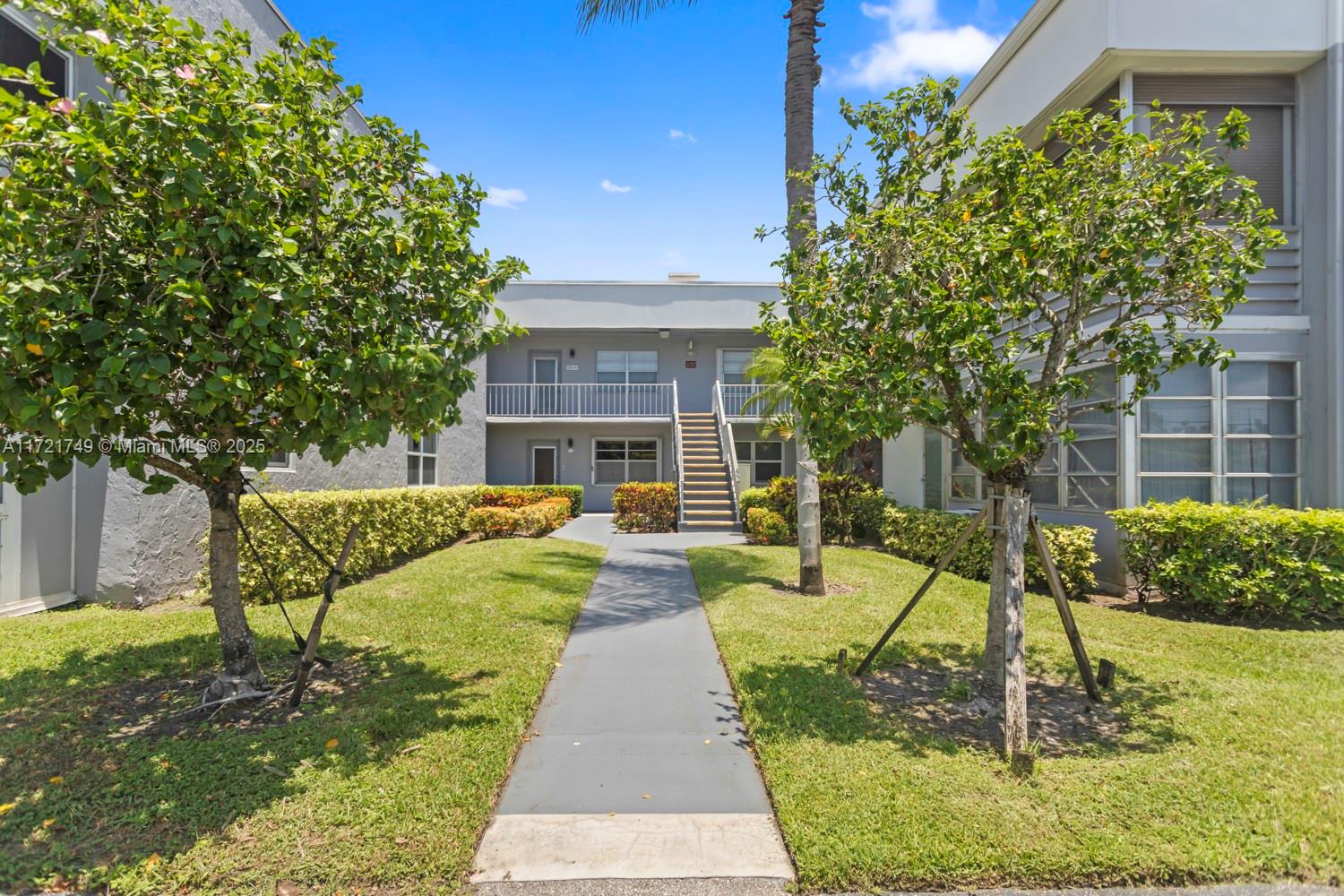 KINGS POINT FLANDERS COND - Residential Lease