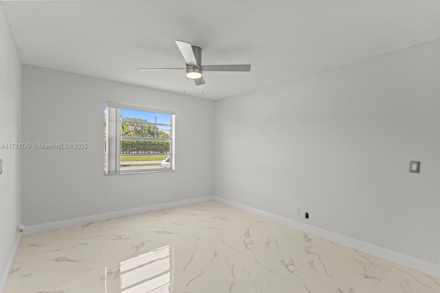 KINGS POINT FLANDERS COND - Residential Lease