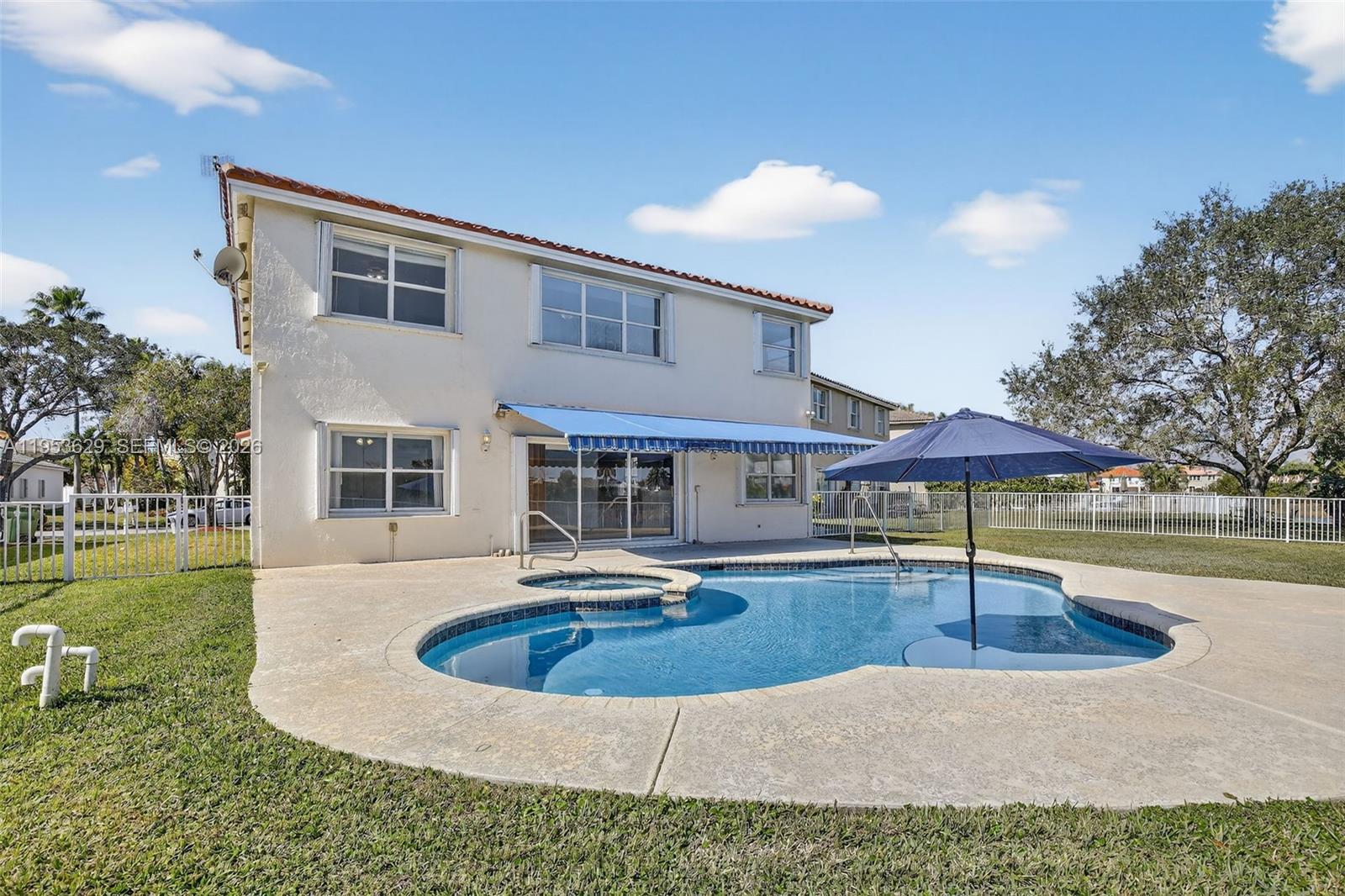 Pembroke Isles - Residential