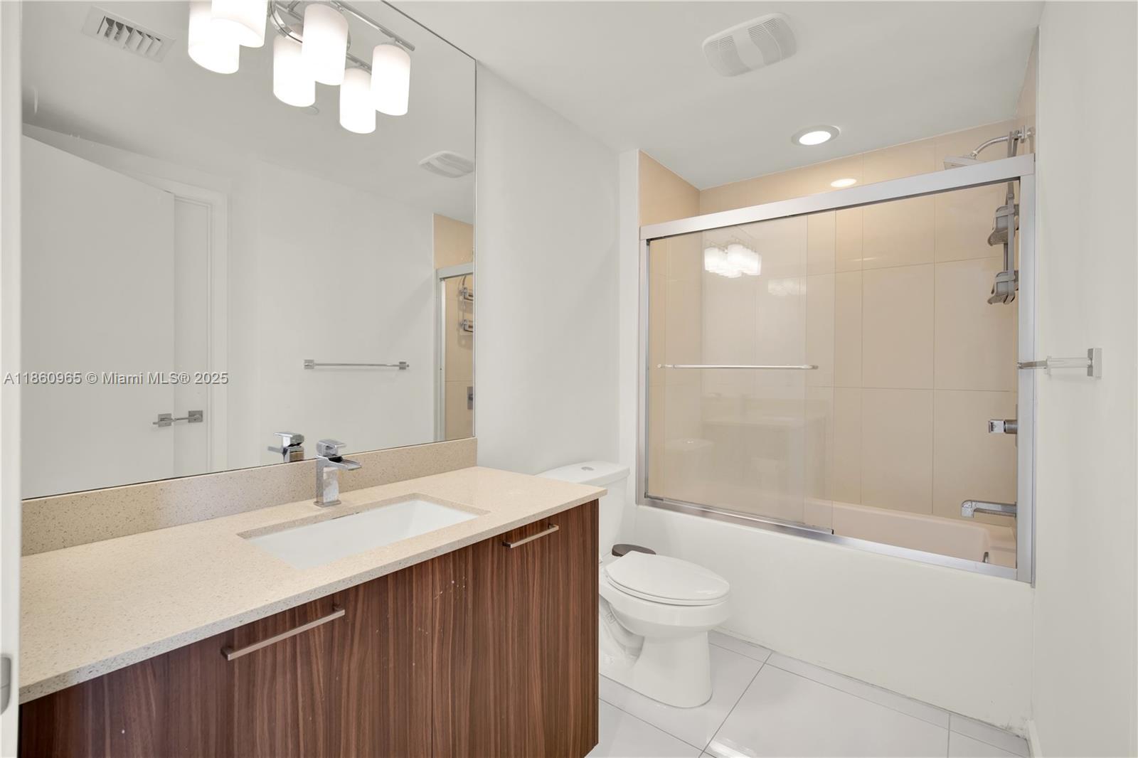 5300 Paseo Downtown Doral - Residential