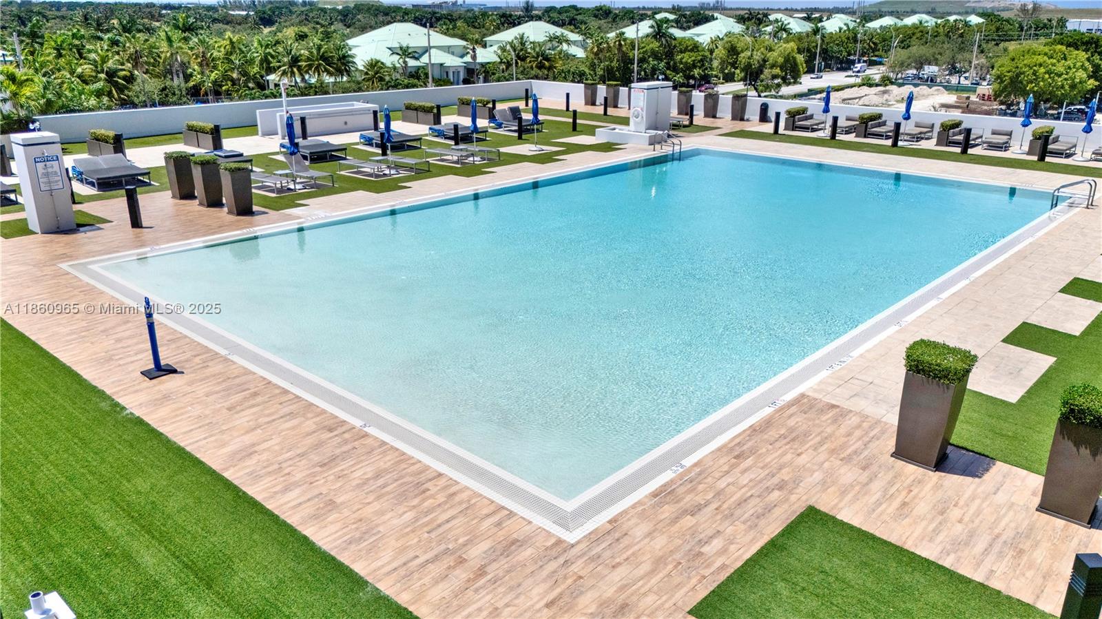 5300 Paseo Downtown Doral - Residential