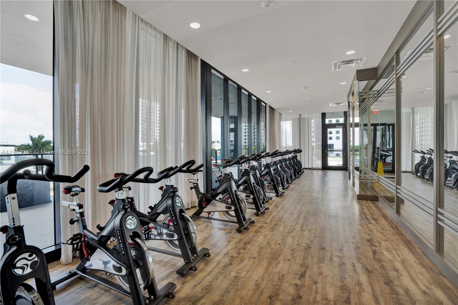 5300 Paseo Downtown Doral - Residential