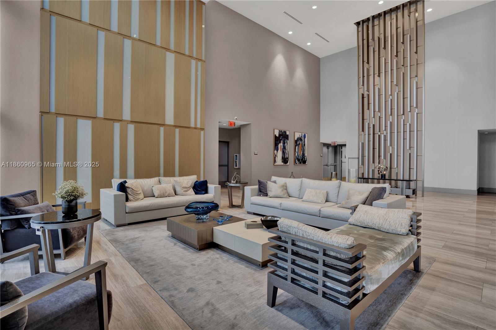 5300 Paseo Downtown Doral - Residential