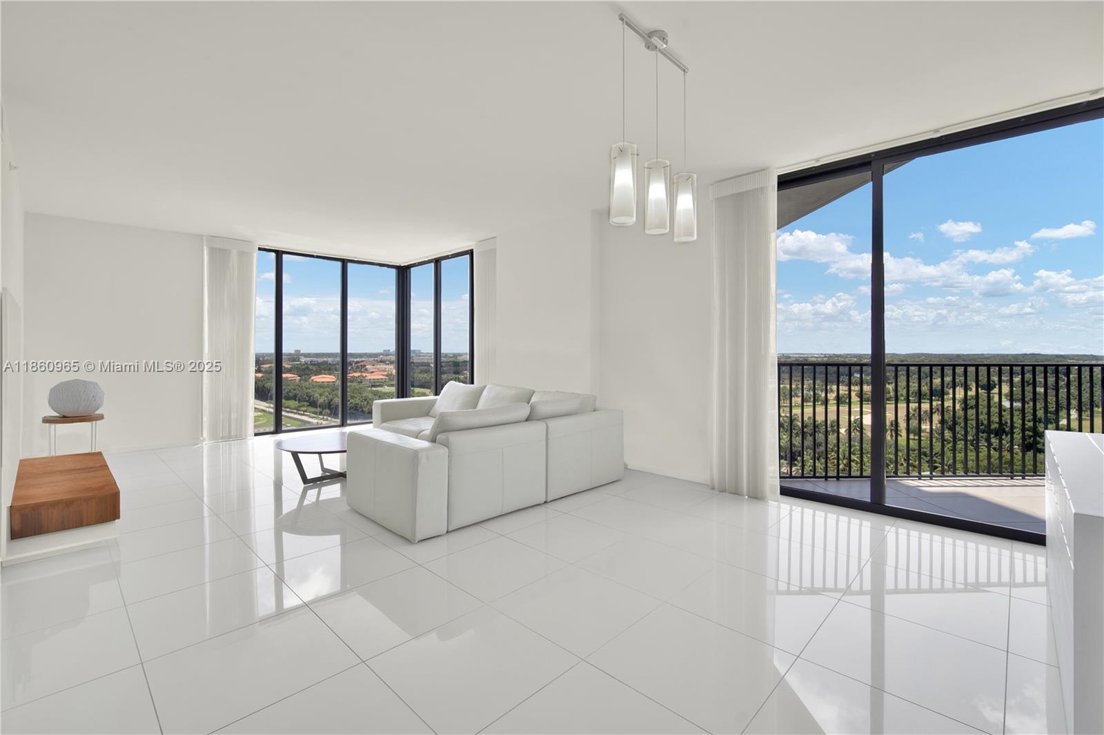 5300 Paseo Downtown Doral - Residential