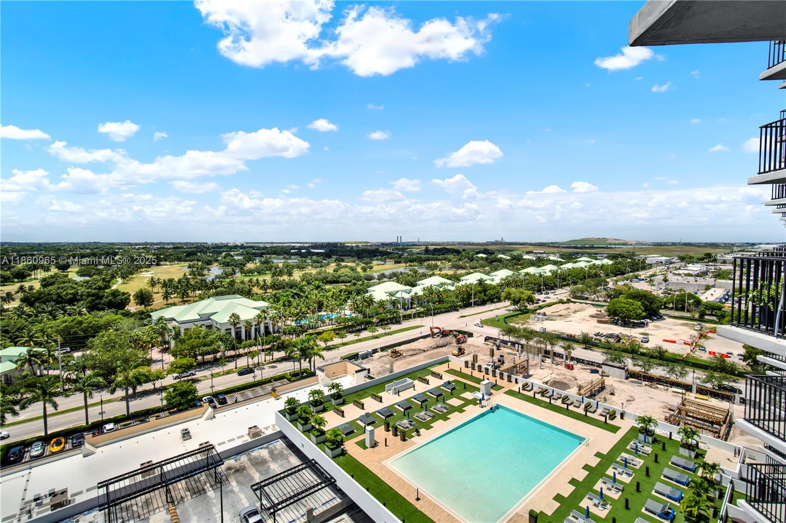 5300 Paseo Downtown Doral - Residential