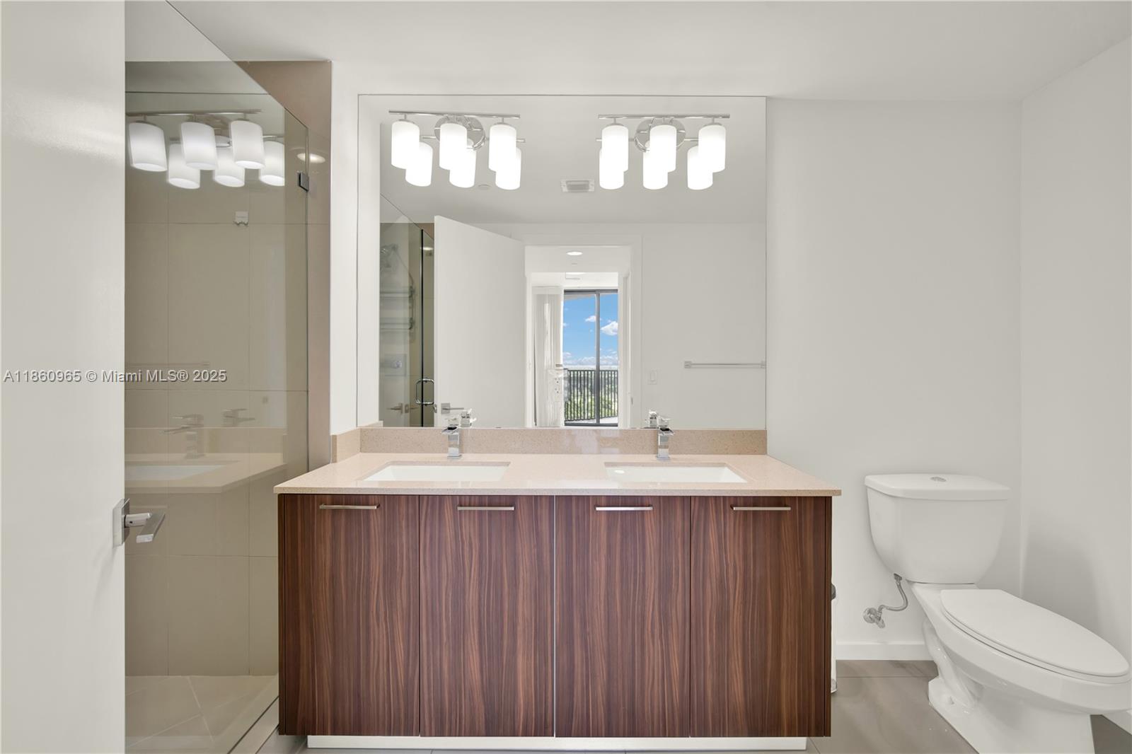 5300 Paseo Downtown Doral - Residential