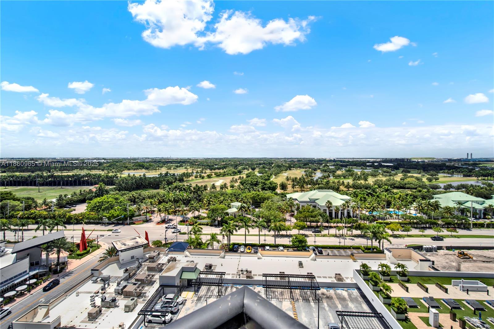 5300 Paseo Downtown Doral - Residential