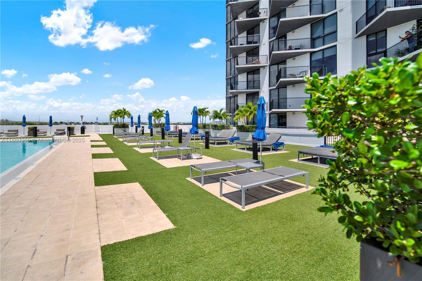 5300 Paseo Downtown Doral - Residential