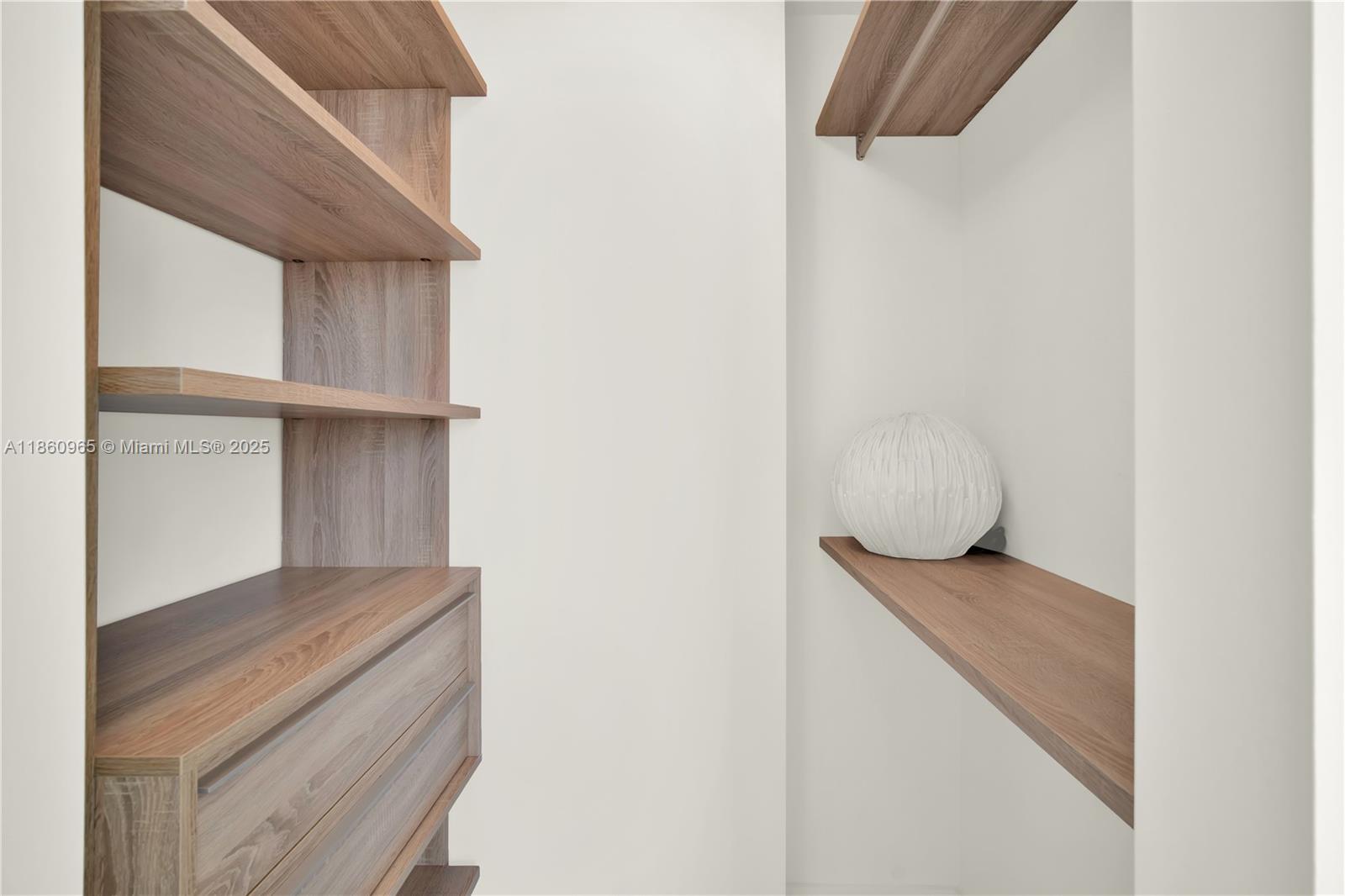 5300 Paseo Downtown Doral - Residential