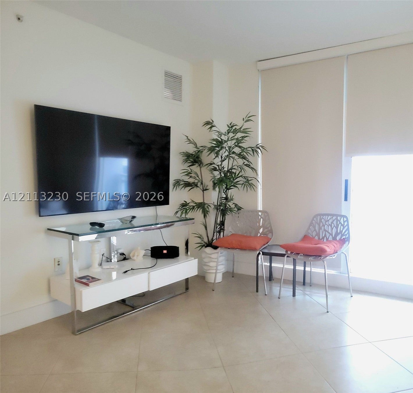 6917 Collins Ave 412