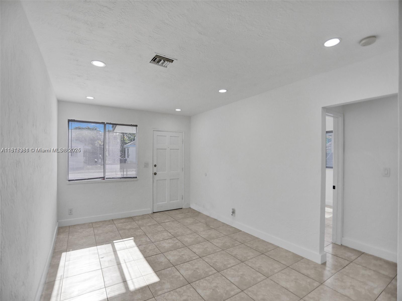 BUCHANAN CENTER - Residential Lease