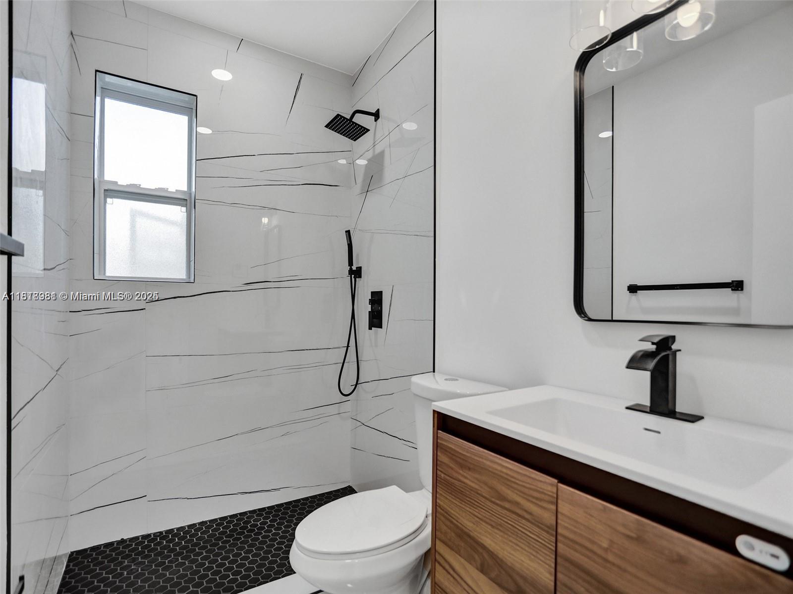 BUCHANAN CENTER - Residential Lease