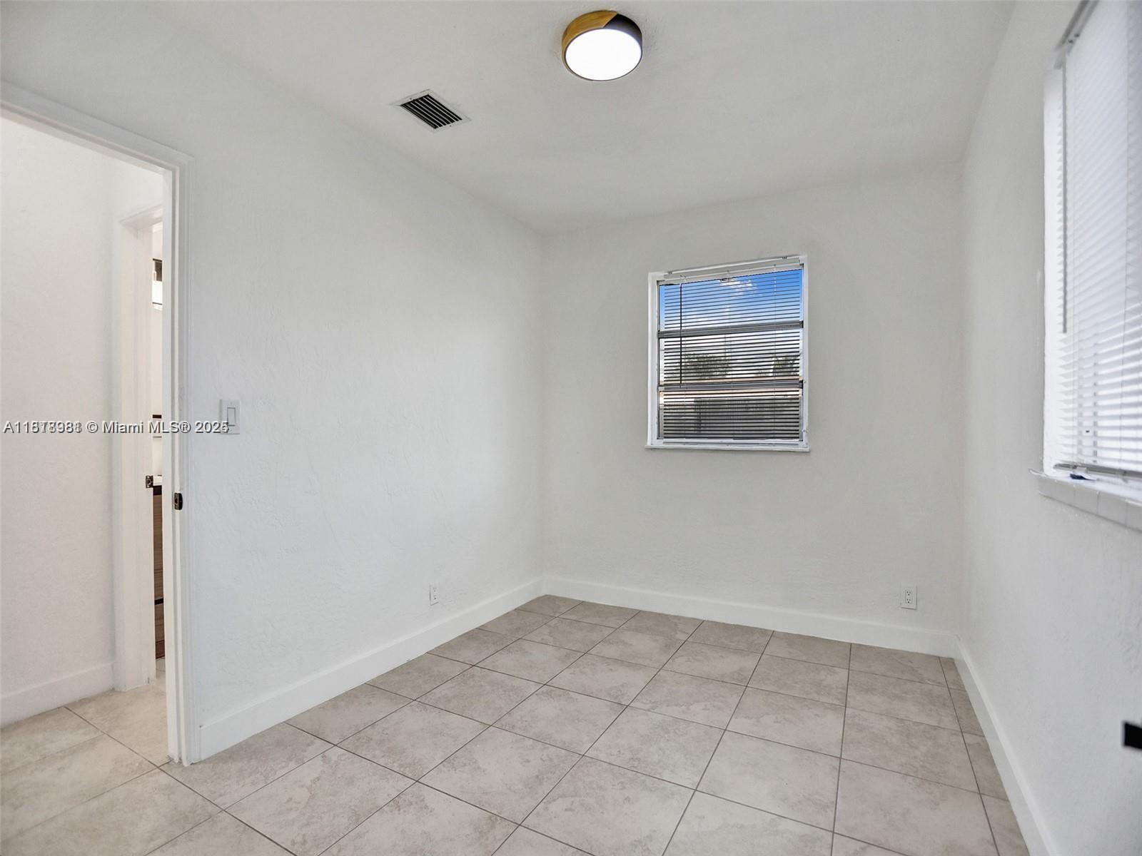 BUCHANAN CENTER - Residential Lease