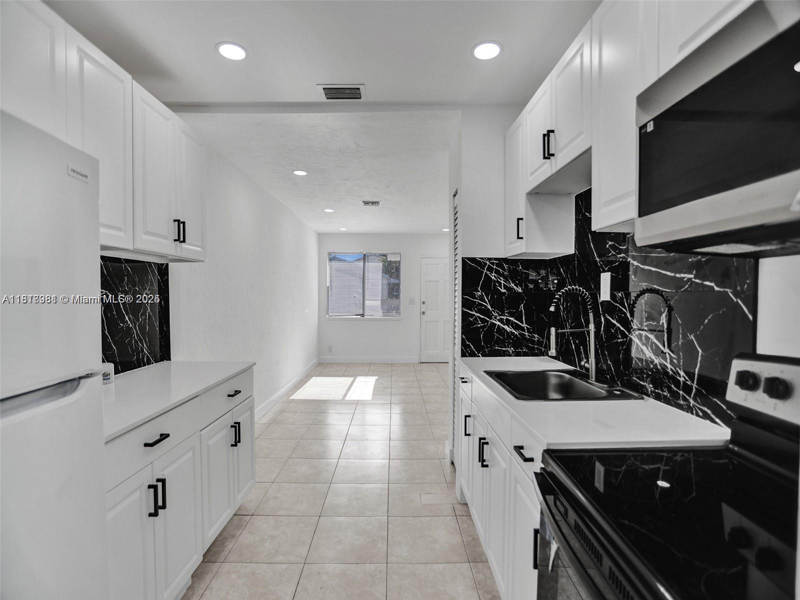 Rental Property at 708 N 20th Ave 1-2, Hollywood, Broward County, Florida - Bedrooms: 2 
Bathrooms: 1  - $2,799 MO.