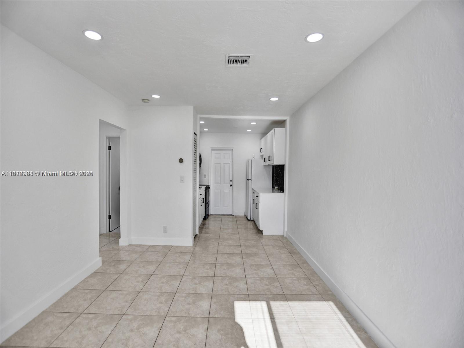 BUCHANAN CENTER - Residential Lease
