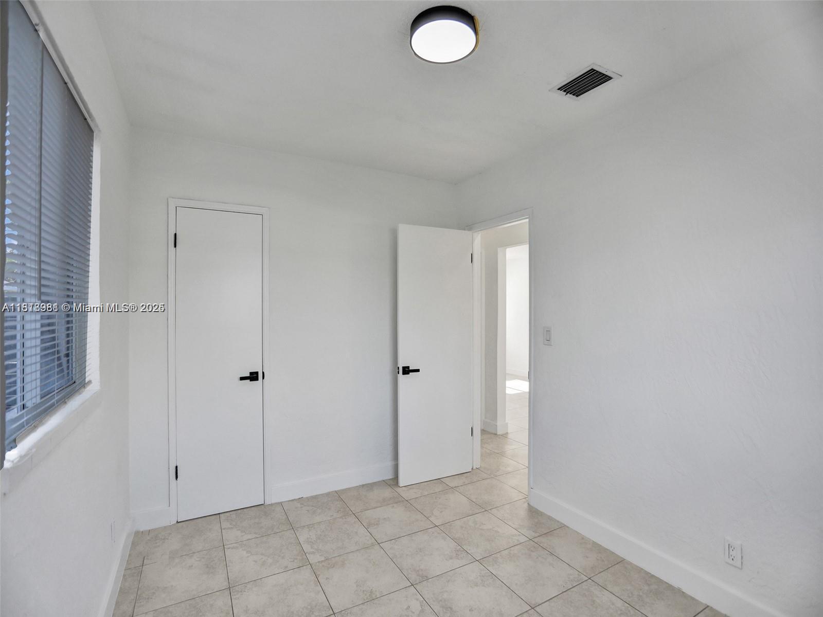 BUCHANAN CENTER - Residential Lease