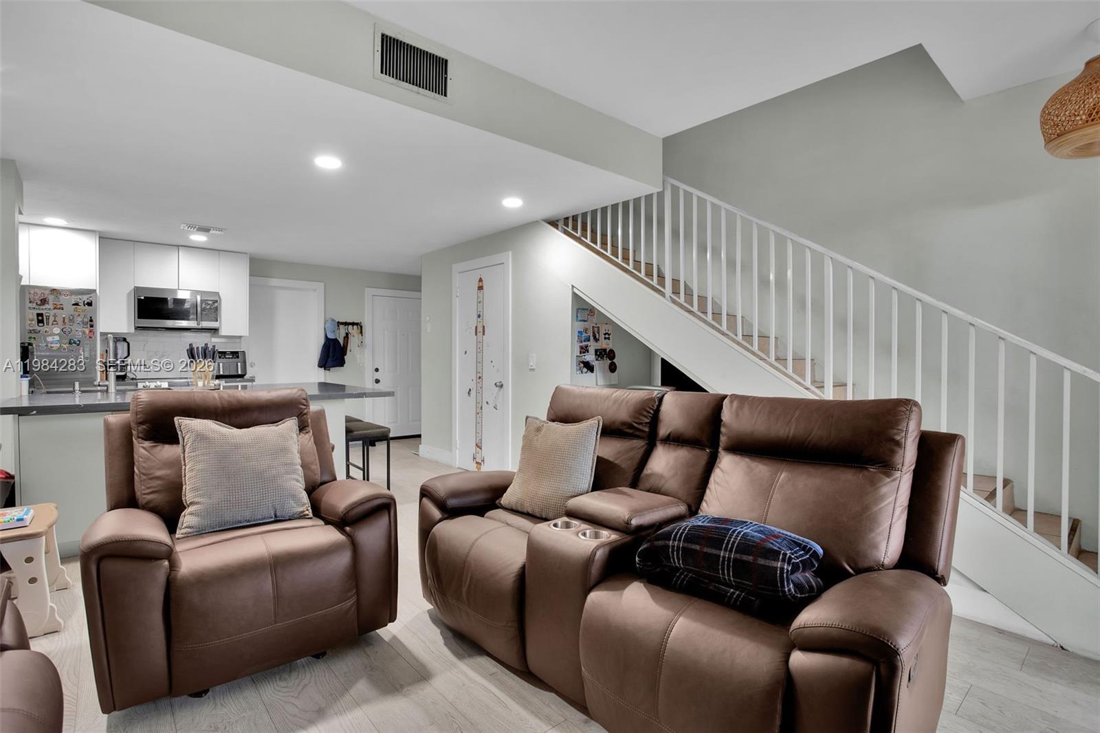 SECTORS 3 & 4 BOUNDARY PL - Residential