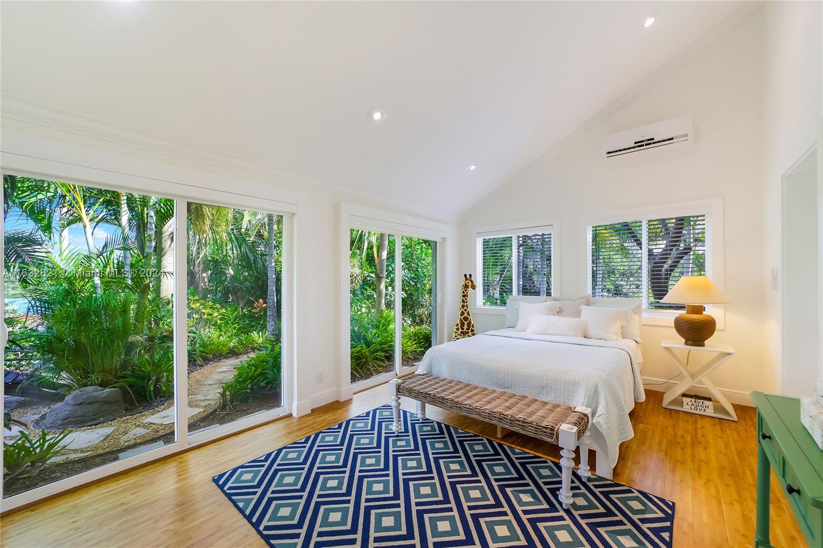 CYPRESS TRAIL - Residential