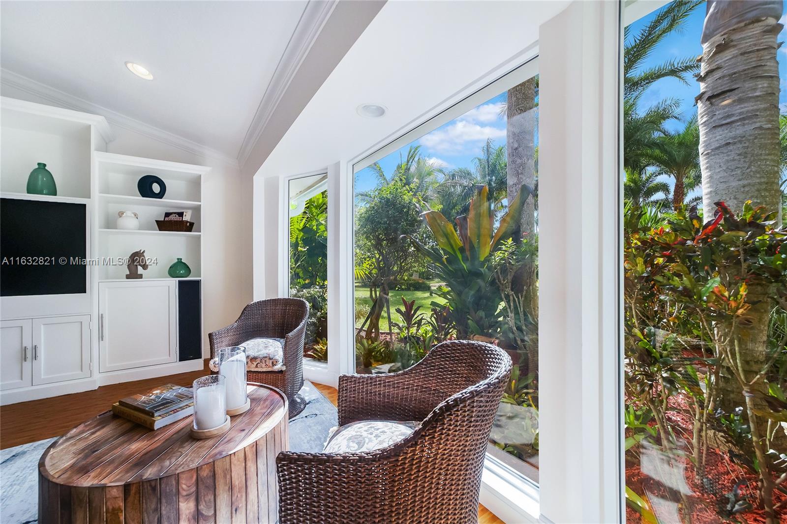 CYPRESS TRAIL - Residential