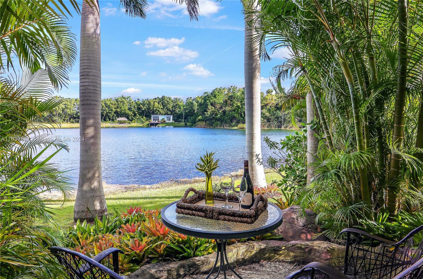 CYPRESS TRAIL - Residential