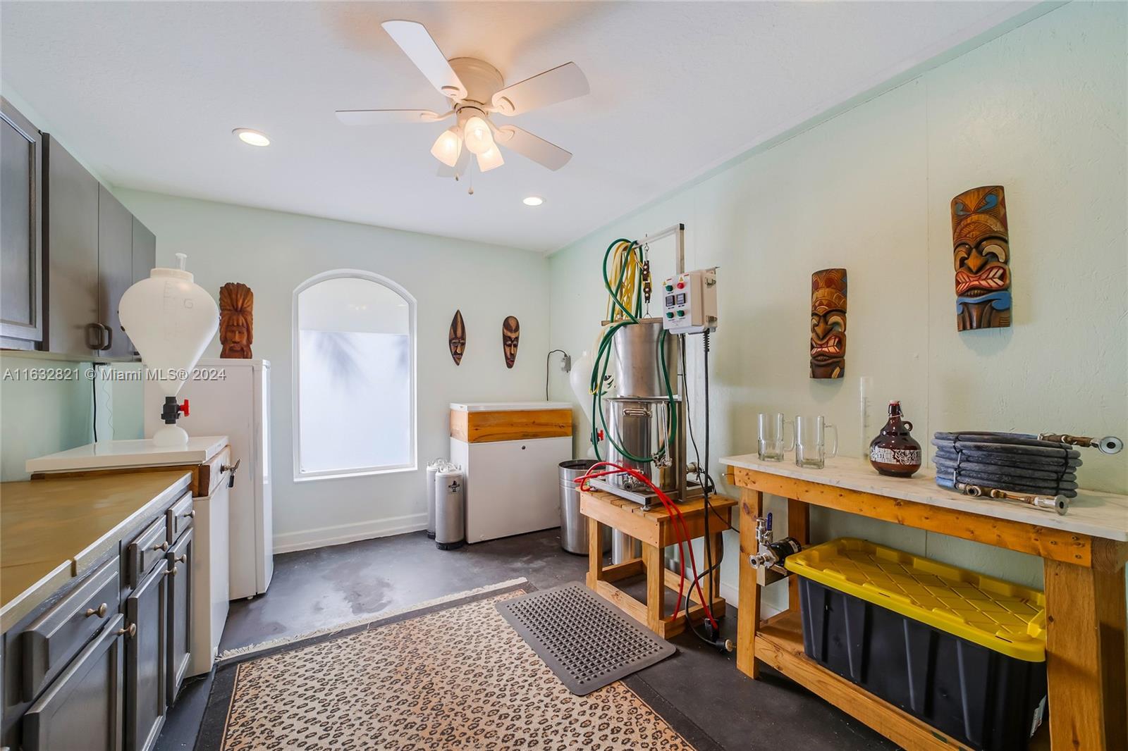 CYPRESS TRAIL - Residential