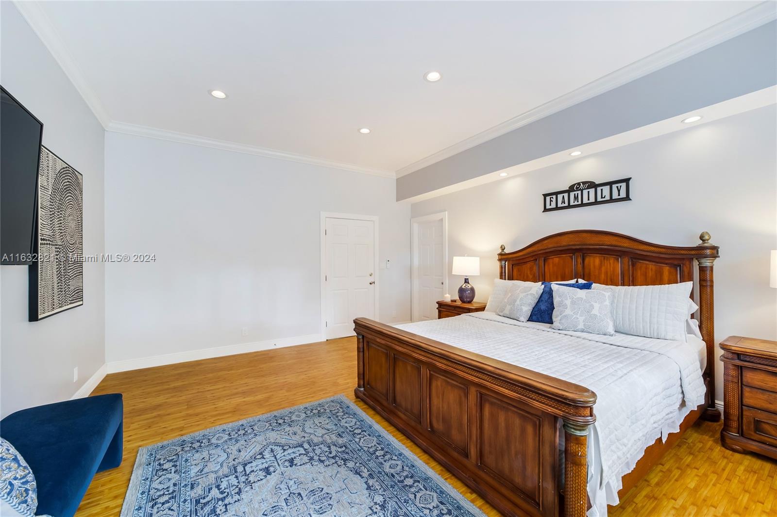 CYPRESS TRAIL - Residential