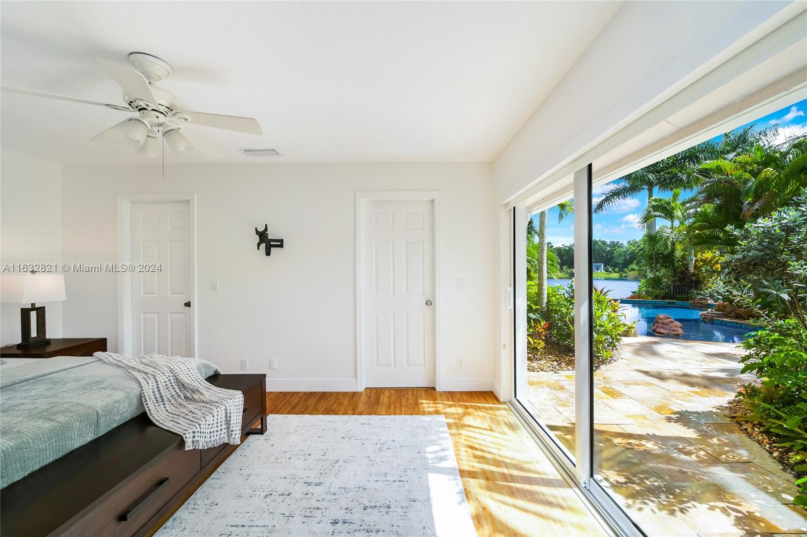 CYPRESS TRAIL - Residential