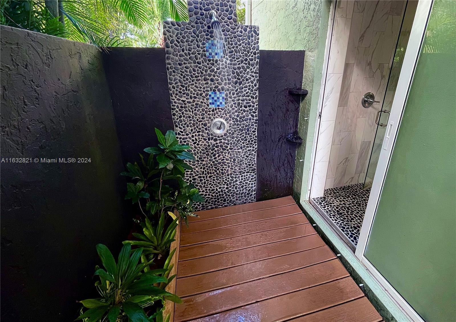 CYPRESS TRAIL - Residential