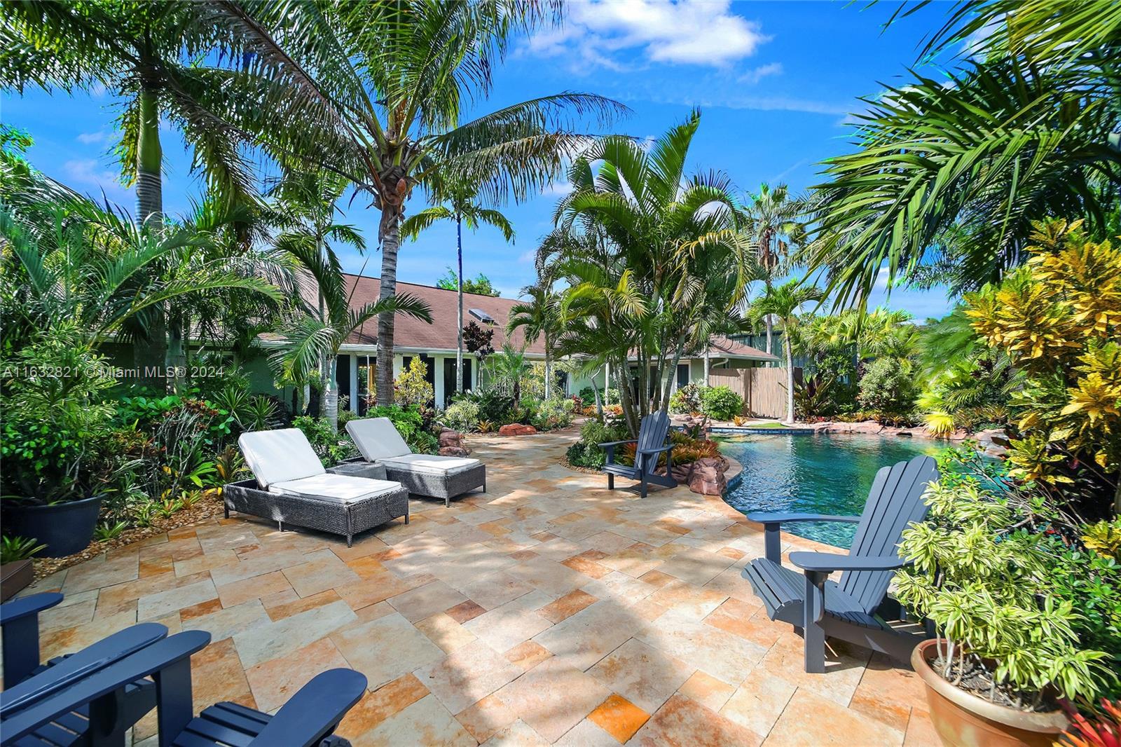 CYPRESS TRAIL - Residential