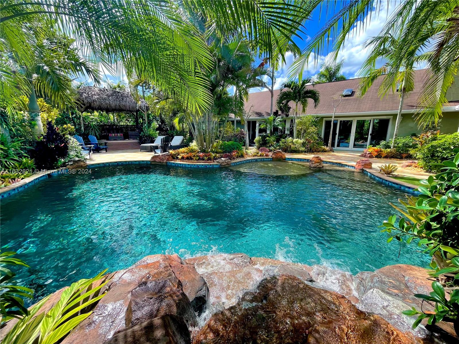 CYPRESS TRAIL - Residential