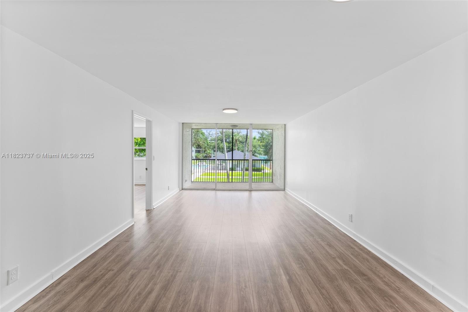 ETON COUNTRYSIDE I CONDO - Residential