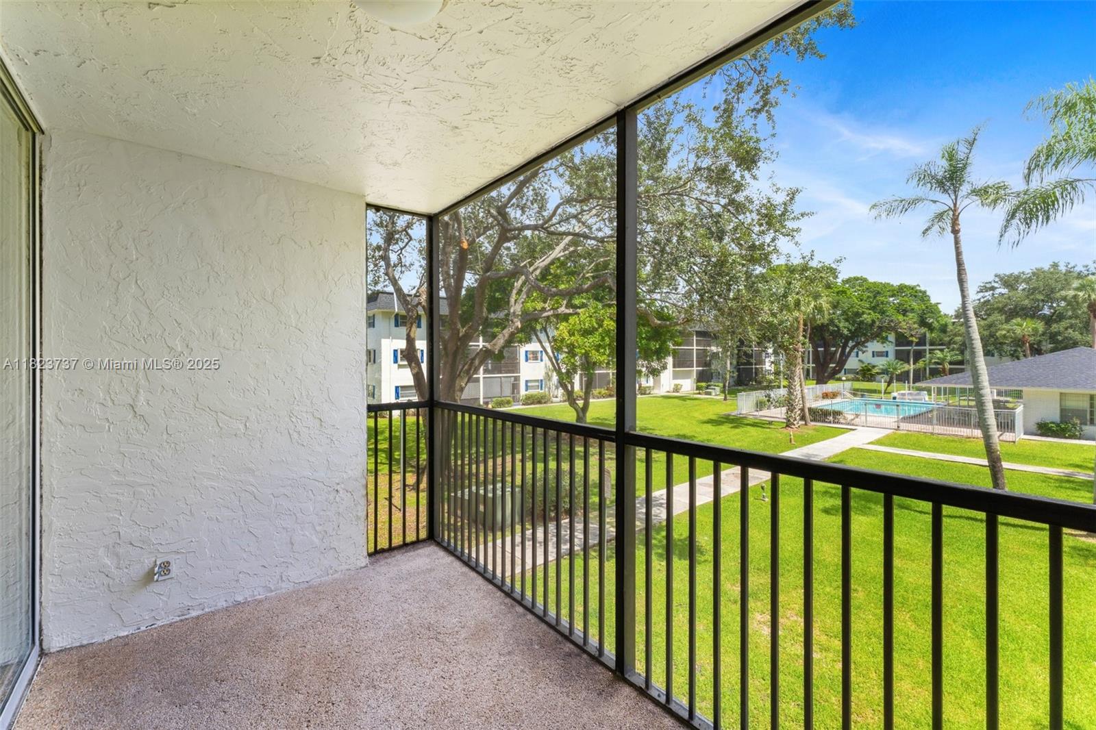 ETON COUNTRYSIDE I CONDO - Residential